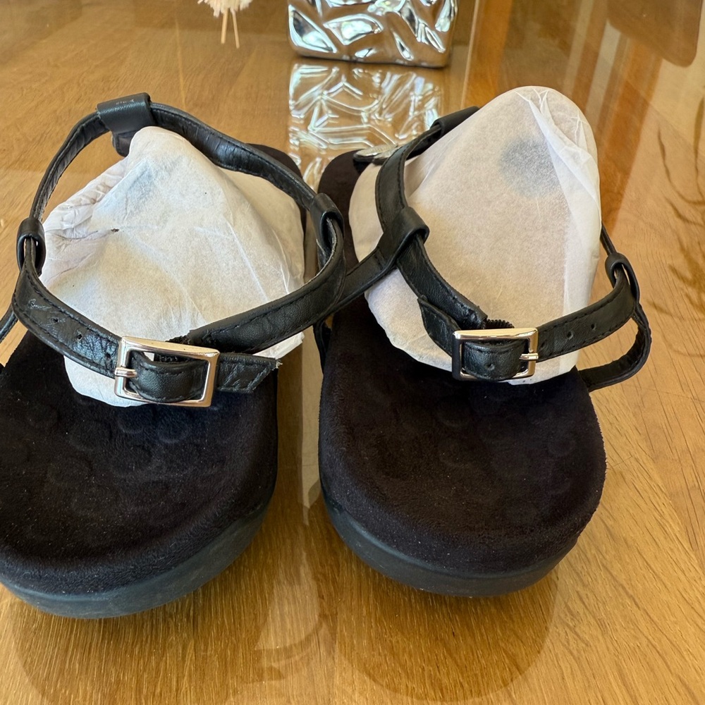 Vionic Black Sandals With Silver Embellishments - image 3